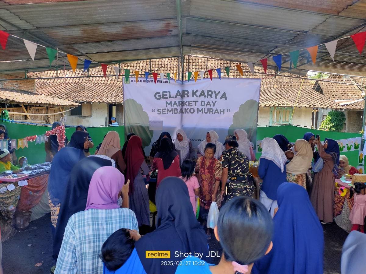Dukung Gelar Karya & Market Day TK Terpadu Muslimat NU Rambeanak, PT Aneka Usaha Berpartisipasi Jual Sembako Murah
